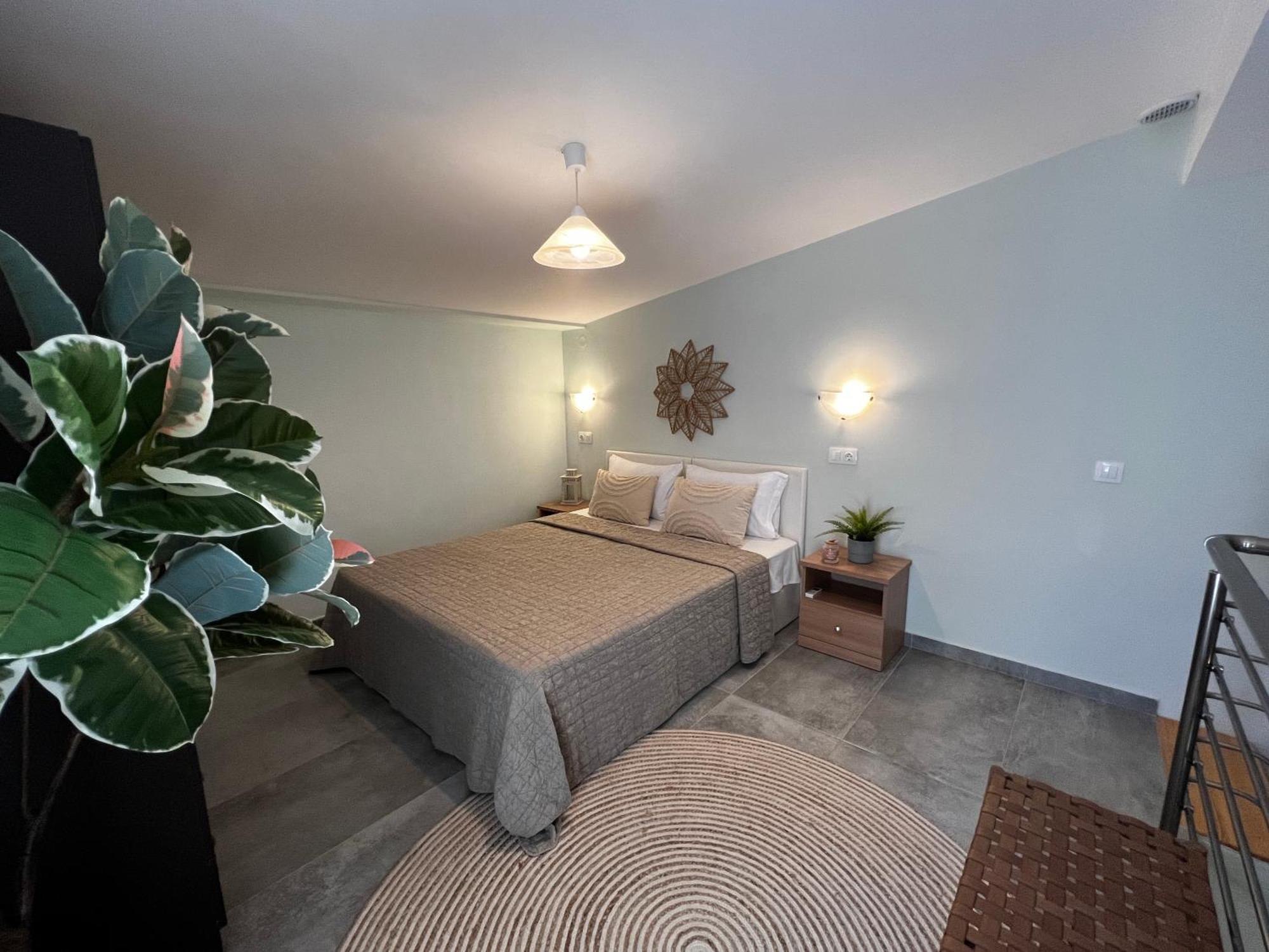 Nikiti Holidays Phòng bức ảnh