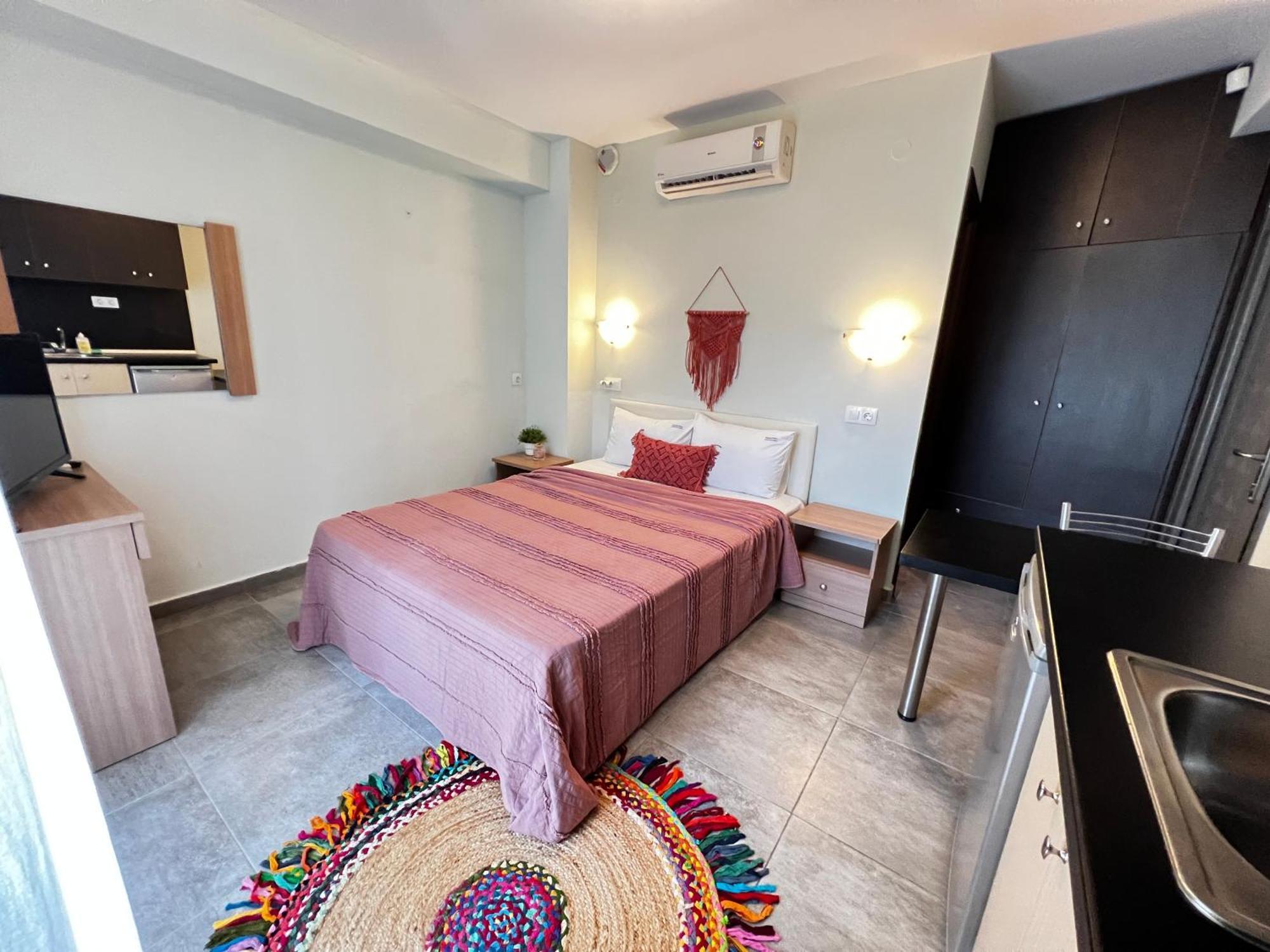 Nikiti Holidays Phòng bức ảnh